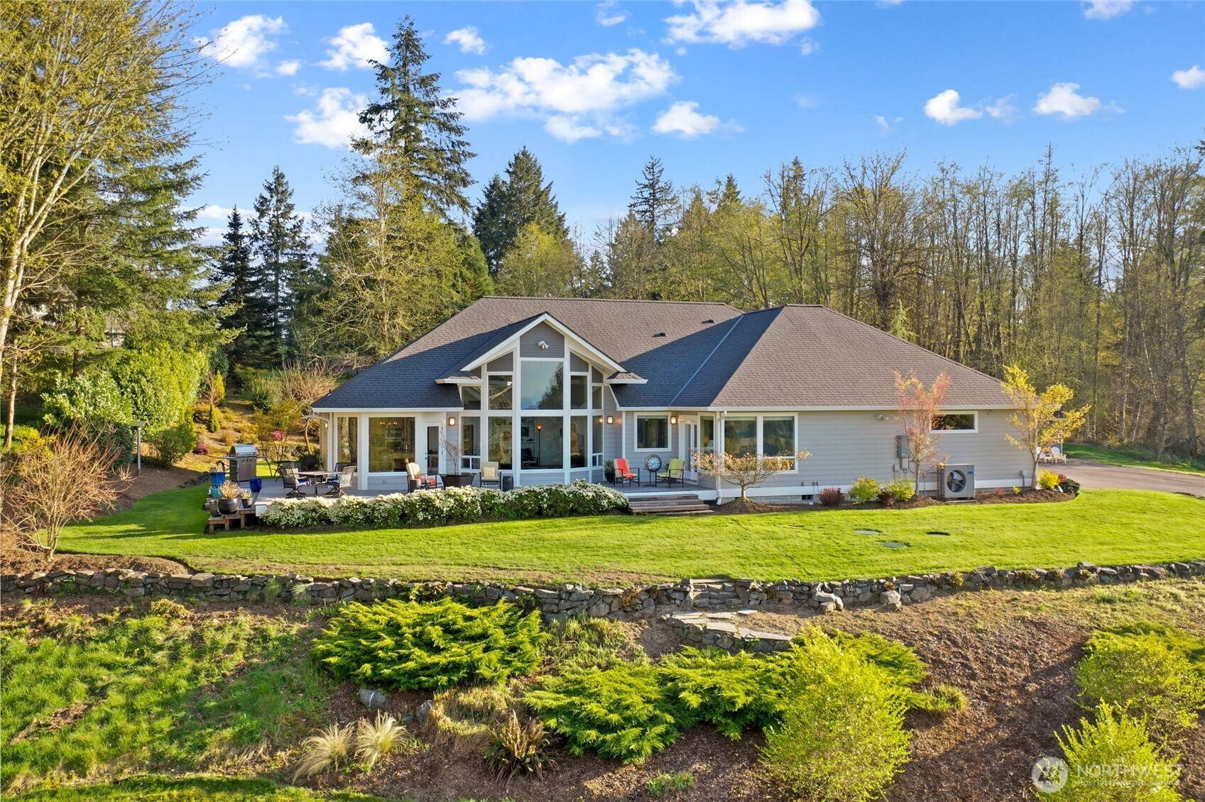 Olympia, WA 98501,435 104th LN SE