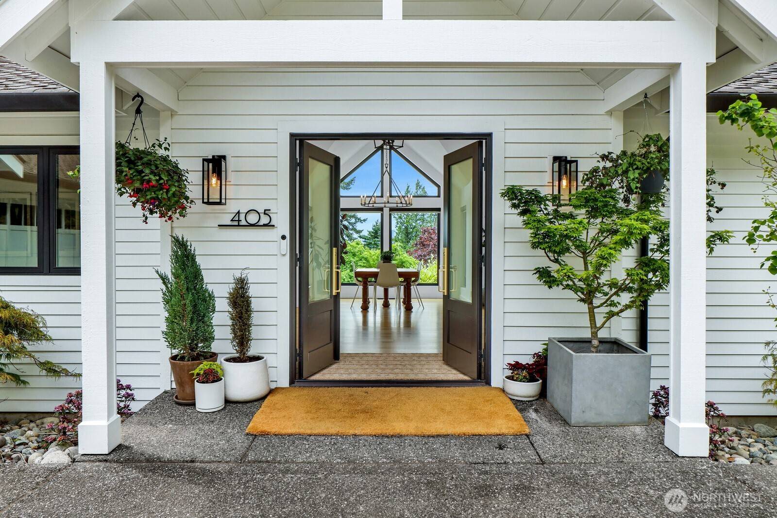 Bellingham, WA 98225,405 Bayside RD