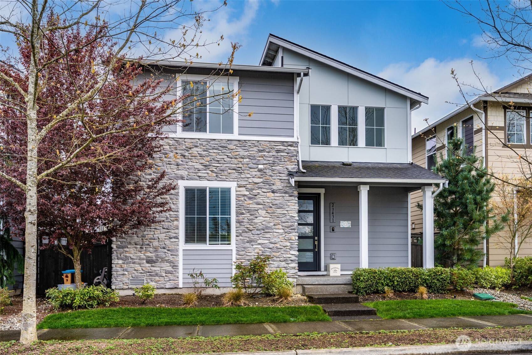 Black Diamond, WA 98010,23431 SE Fir ST