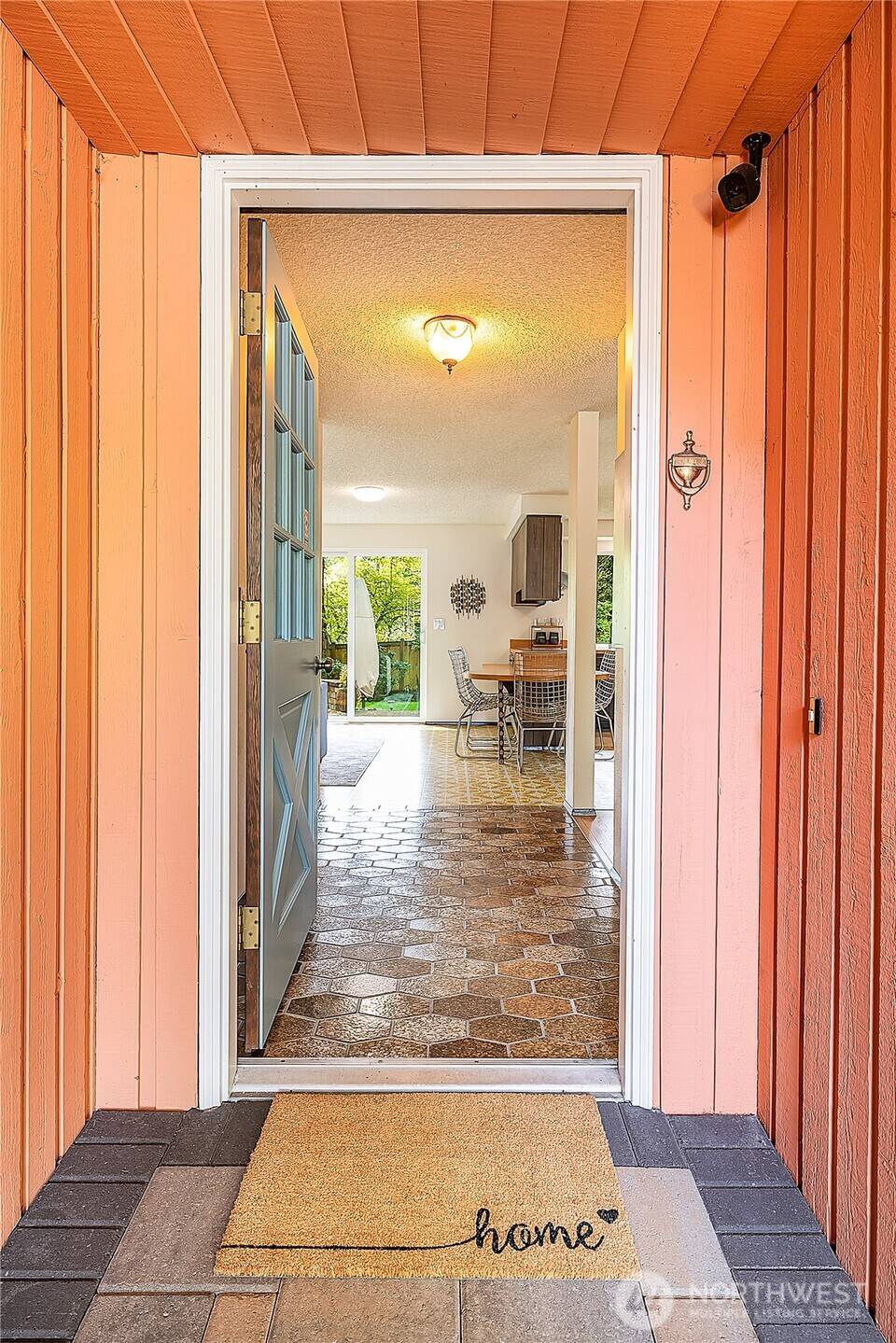 Redmond, WA 98052,14021 NE 62nd ST