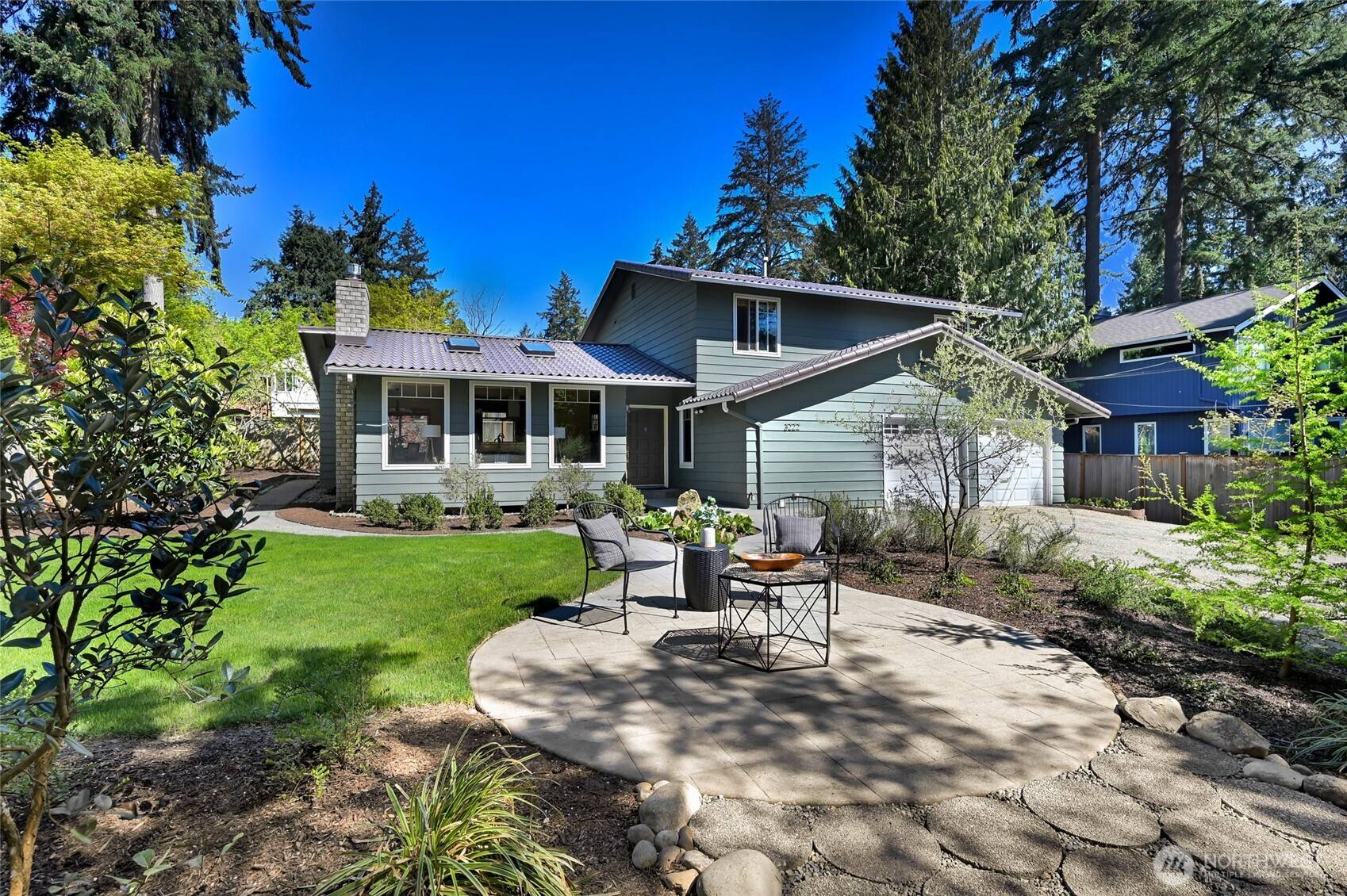 Bellevue, WA 98004,3222 107th AVE SE