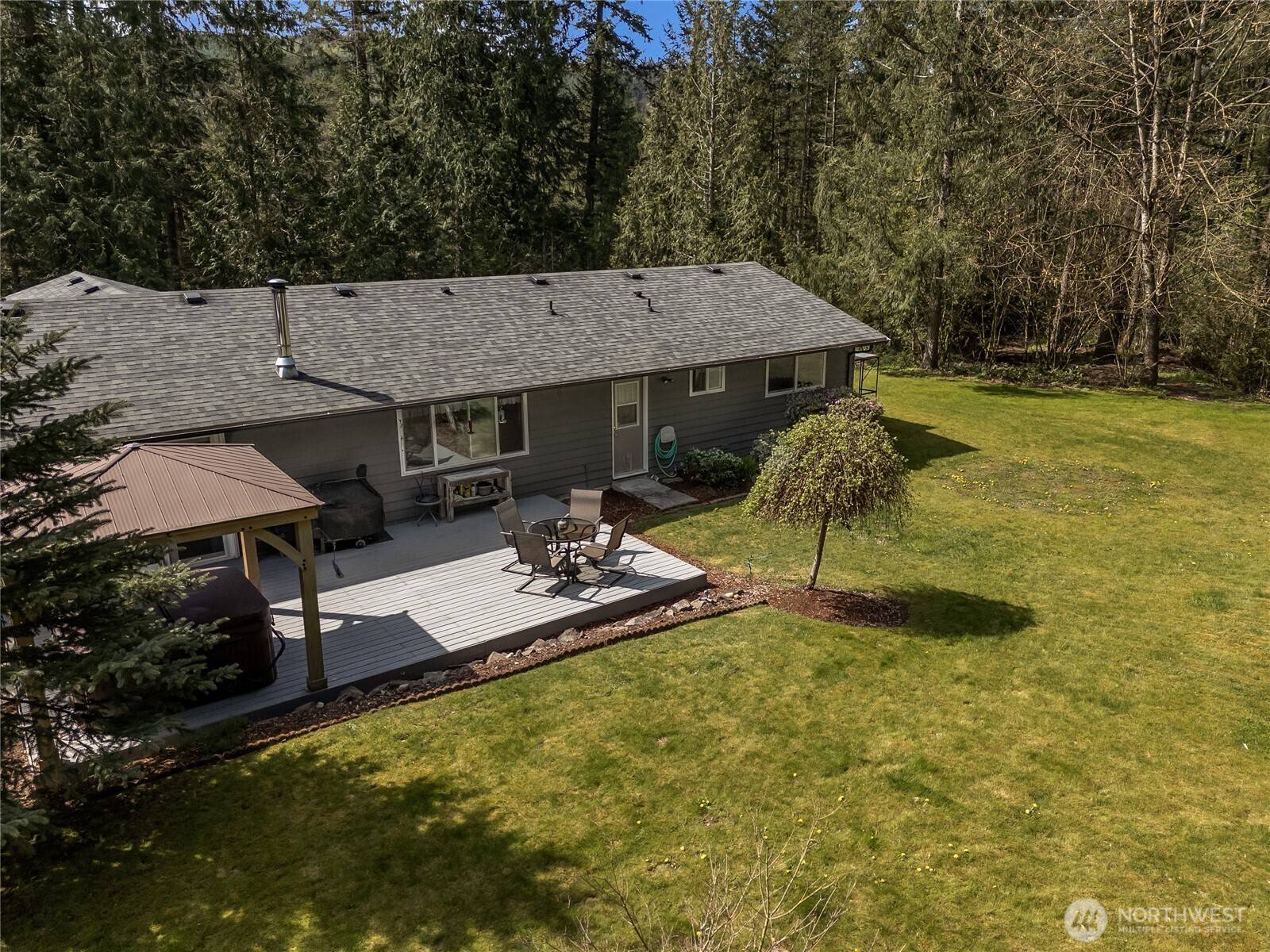 Ravensdale, WA 98051,27709 293rd AVE SE