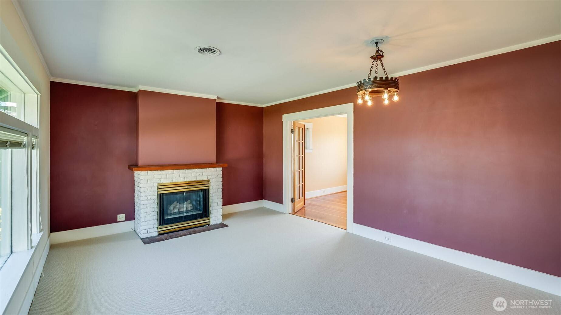 Seattle, WA 98116,6307 SW Marguerite CT