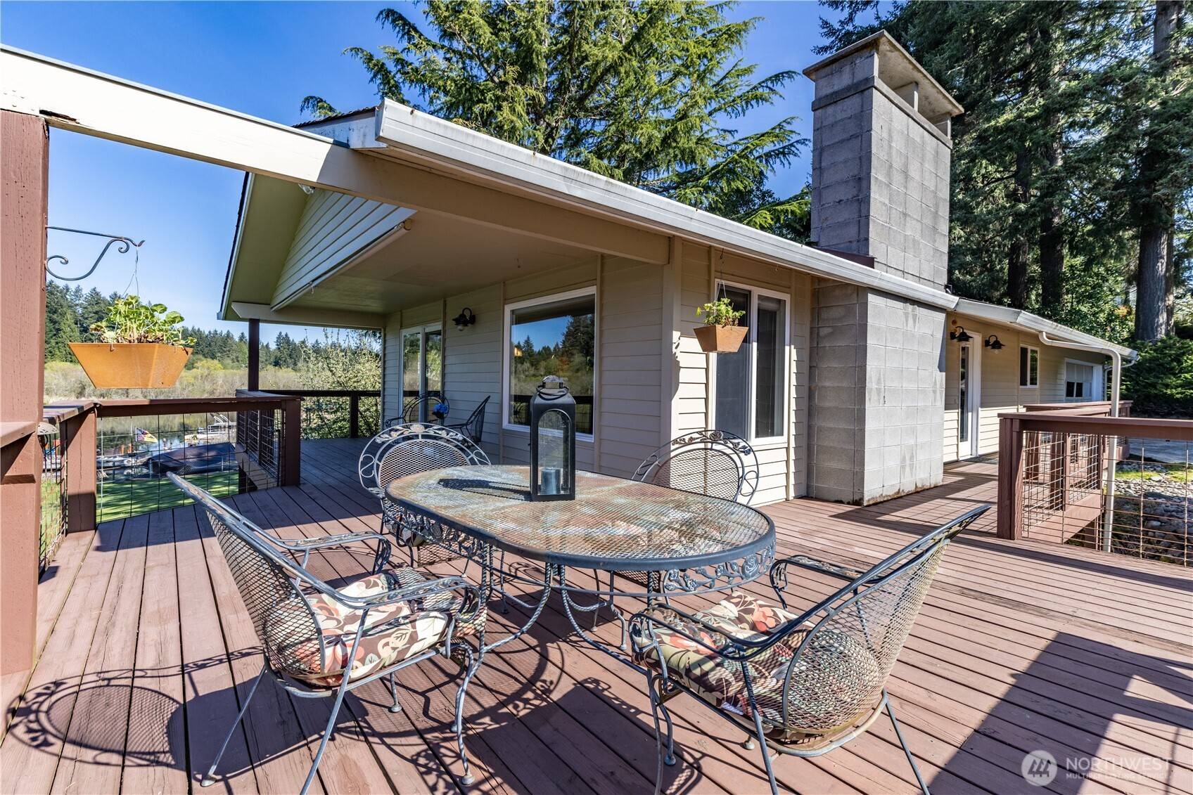 Olympia, WA 98513,5615 SE Henslin DR SE