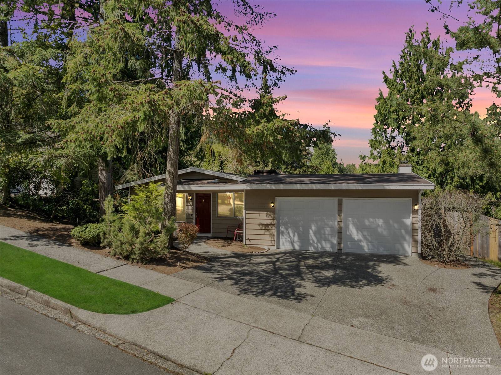 Redmond, WA 98052,16128 NE 57th ST