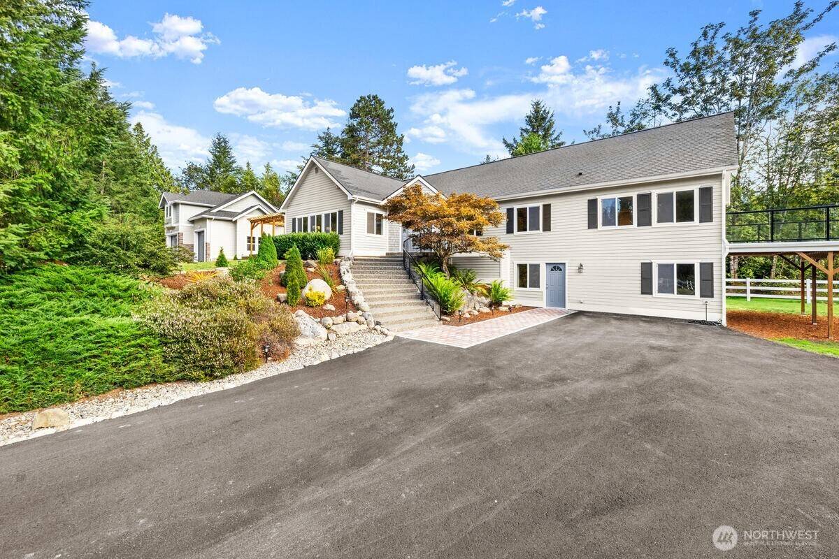Bainbridge Island, WA 98110,8180 NE West Port Madison RD
