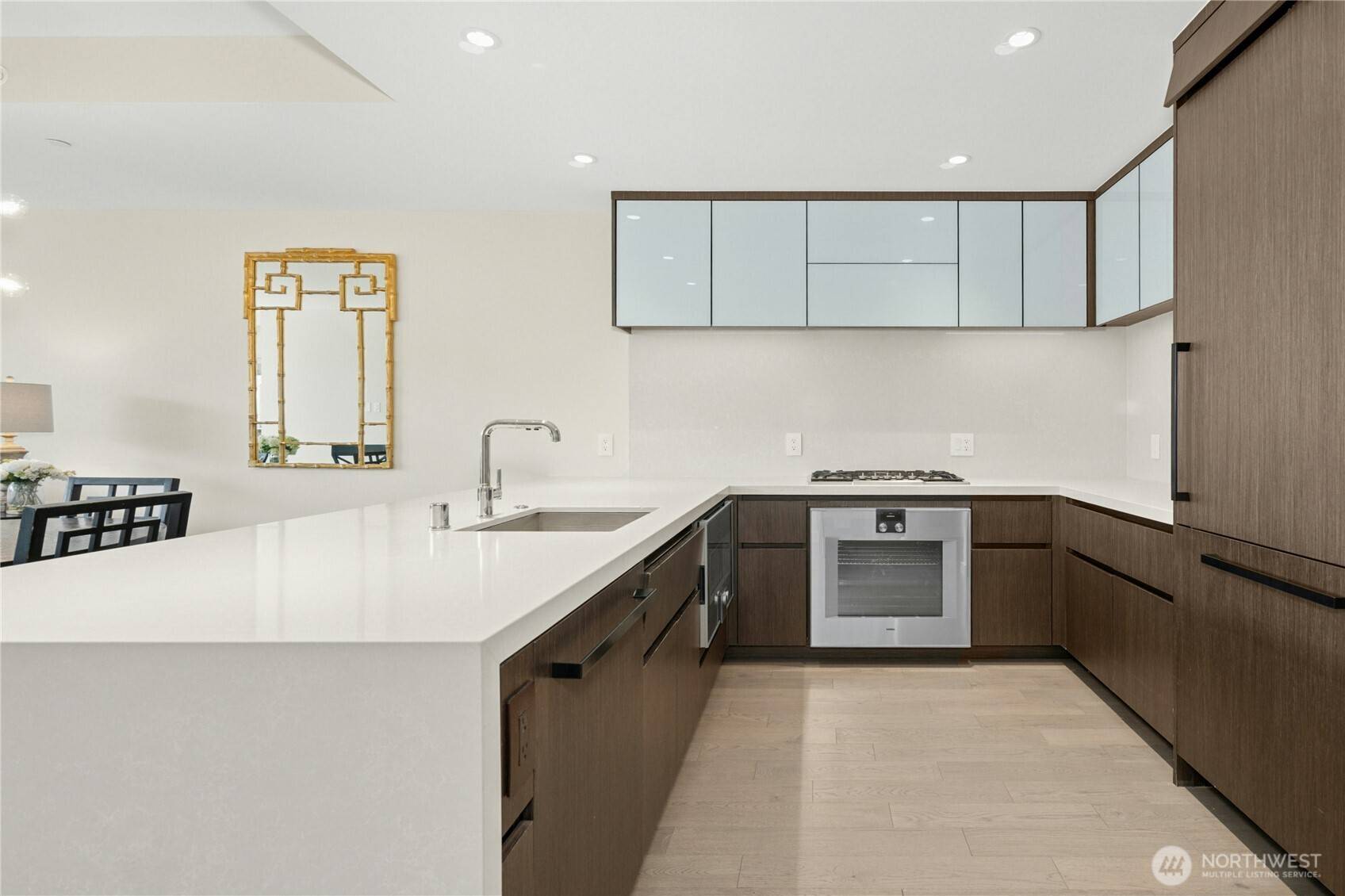 Bellevue, WA 98004,188 Bellevue WAY NE #303