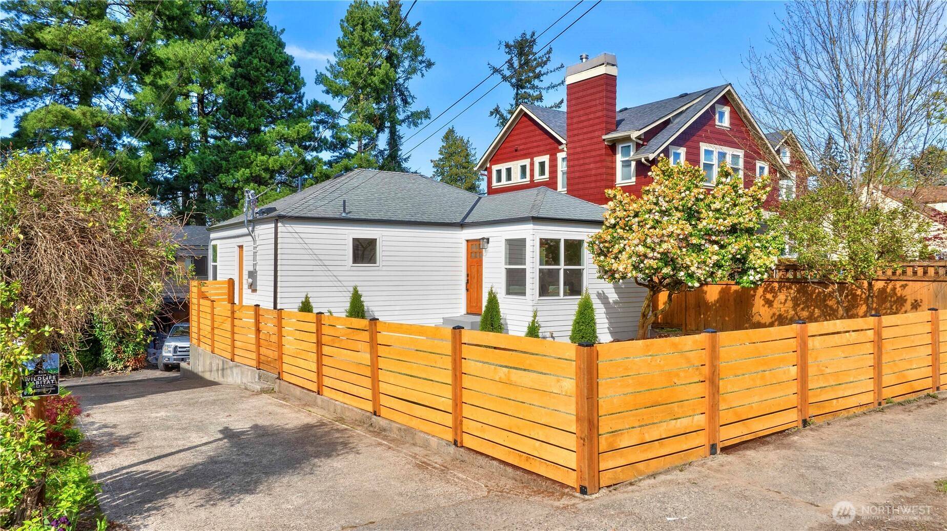 Seattle, WA 98115,828 NE 95th ST