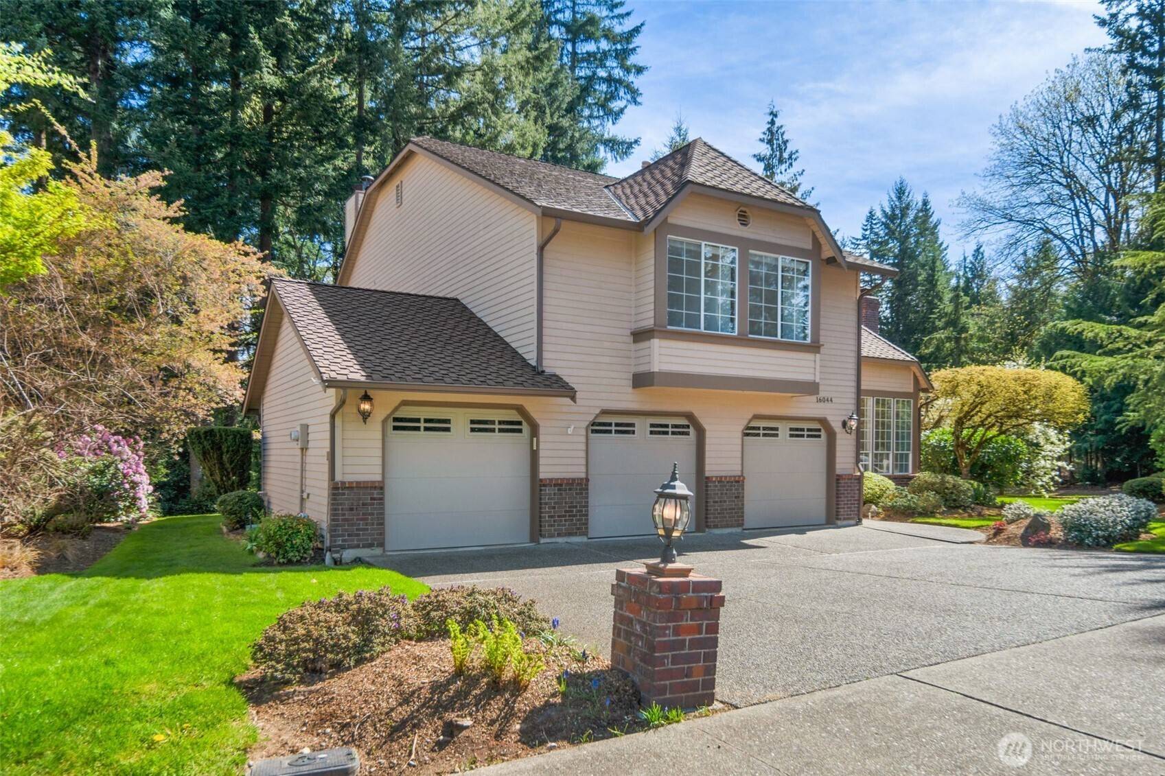 Renton, WA 98058,16044 160th PL SE
