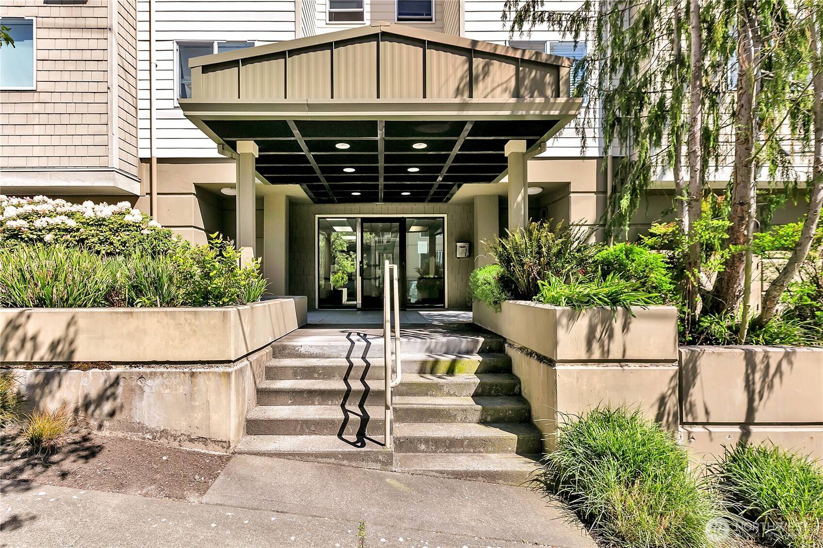 Seattle, WA 98126,3120 SW Avalon WAY #203