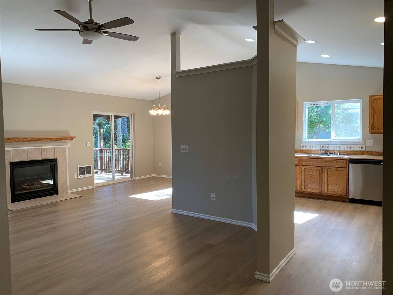 Ocean Shores, WA 98569,618 WOODLAND LOOP NE