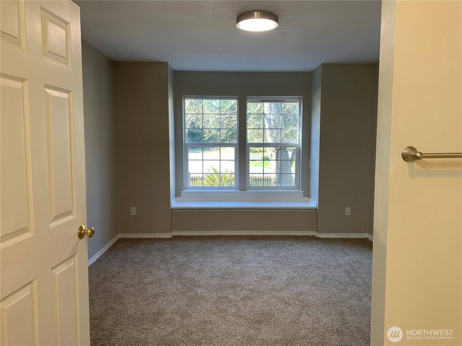 Ocean Shores, WA 98569,618 WOODLAND LOOP NE