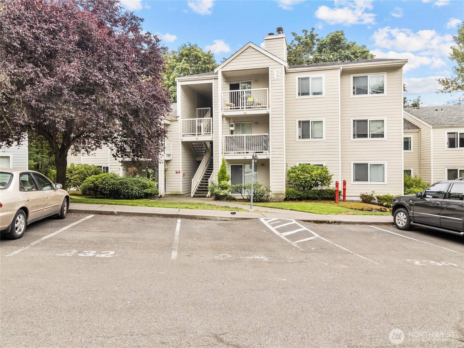 Renton, WA 98056,975 Aberdeen AVE NE #E103