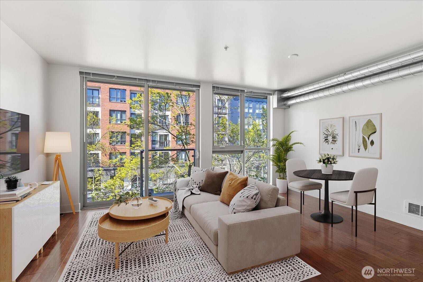 Seattle, WA 98102,530 Broadway E #406