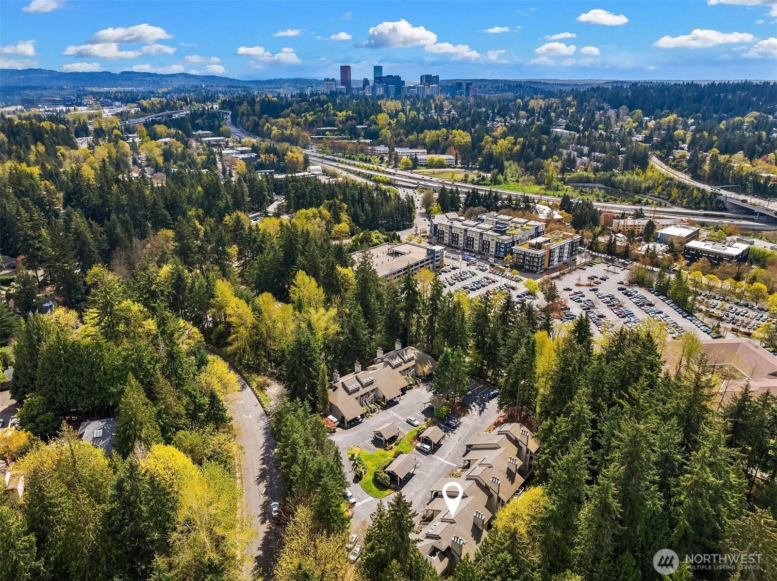 Bellevue, WA 98004,3927 108th AVE NE #A-202