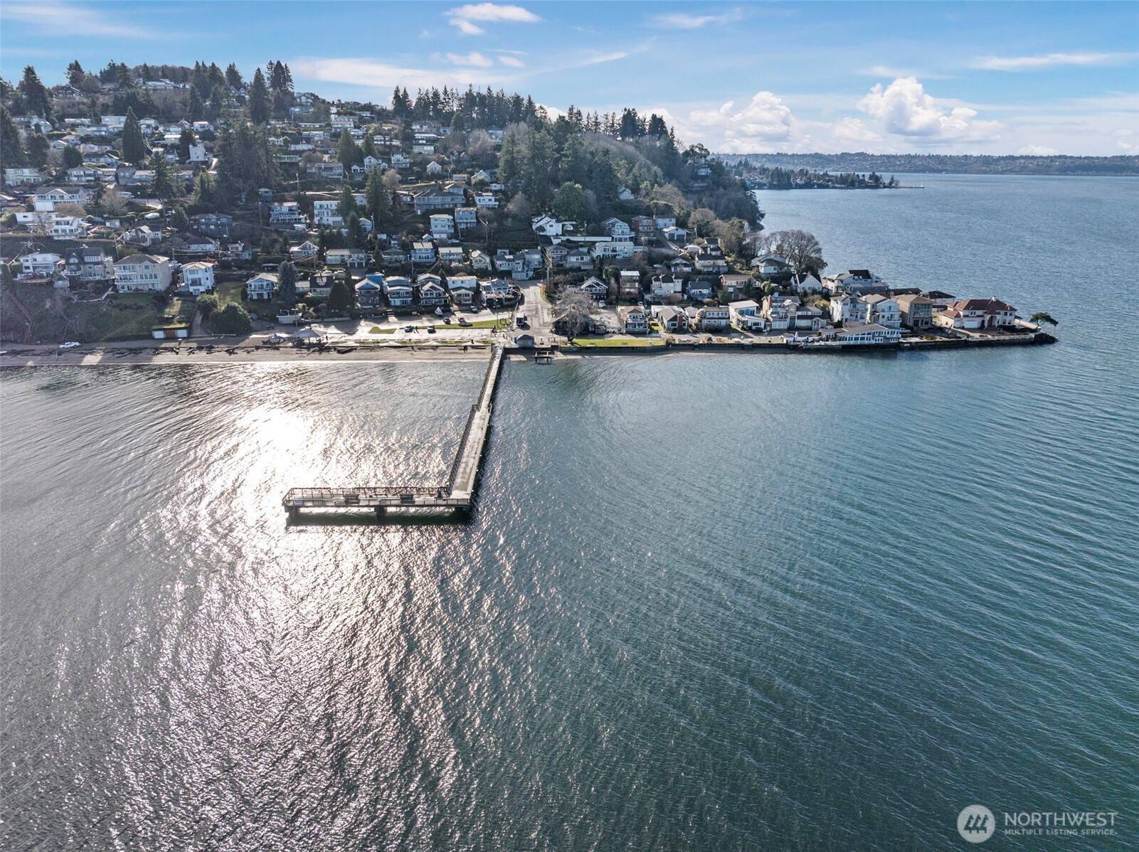 Tacoma, WA 98422,6726 Soundview DR NE