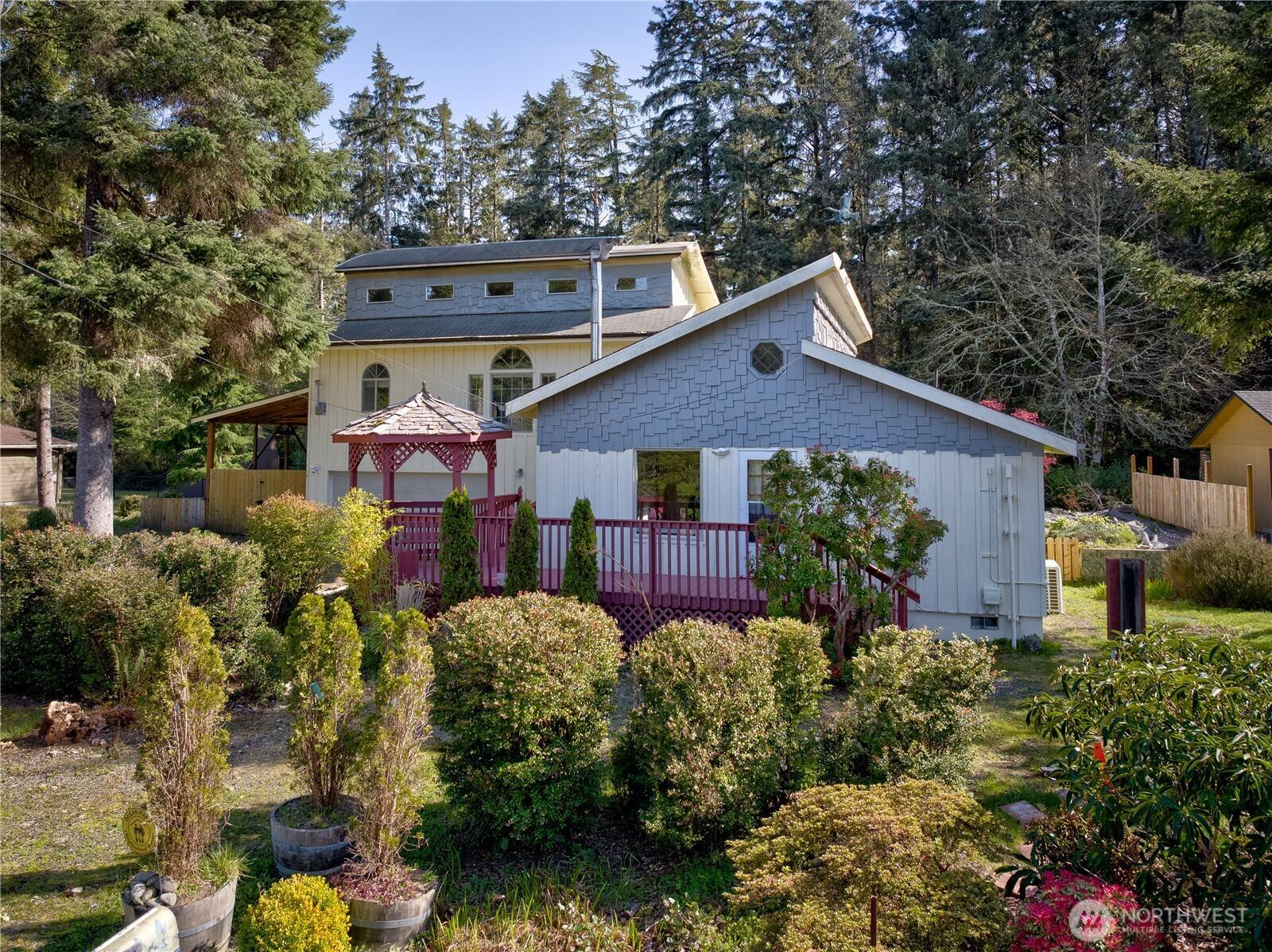 Long Beach, WA 98631,1808 194th St