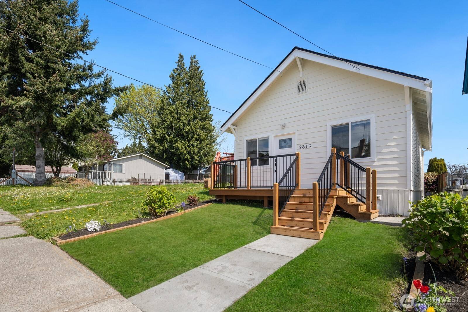 Everett, WA 98201,2615 Harrison AVE
