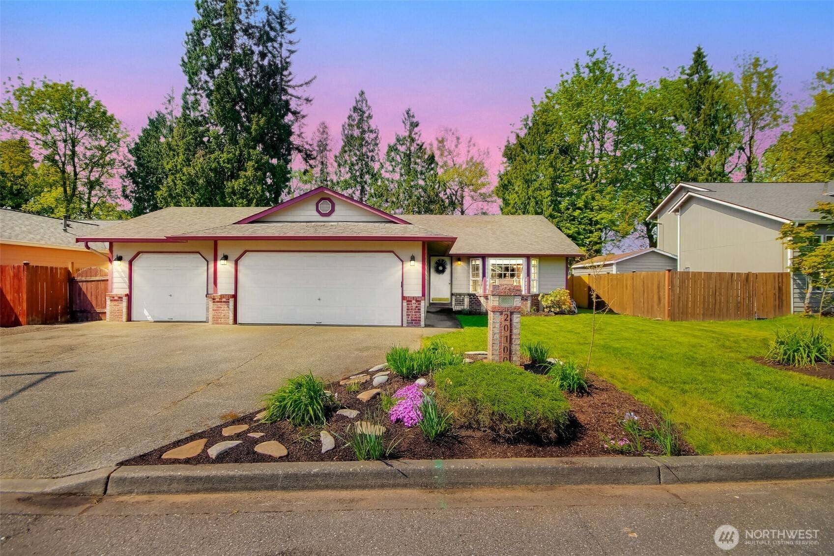 Arlington, WA 98223,20100 44th DR NE