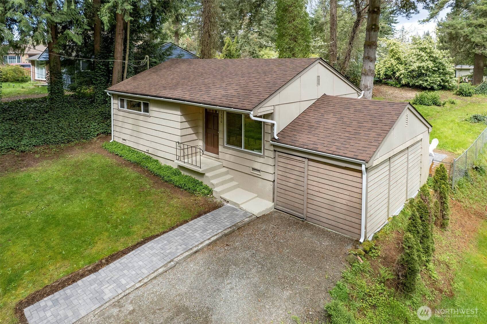 Shoreline, WA 98155,1550 NE 165th ST