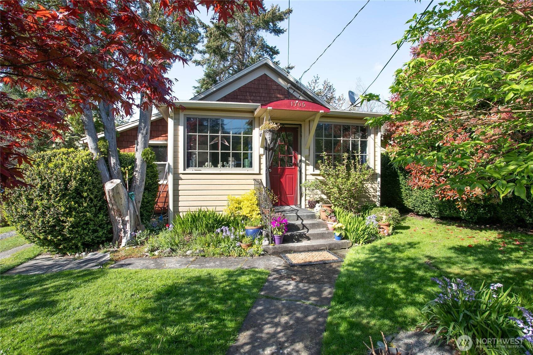 Bellingham, WA 98229,1705 Fairhaven AVE