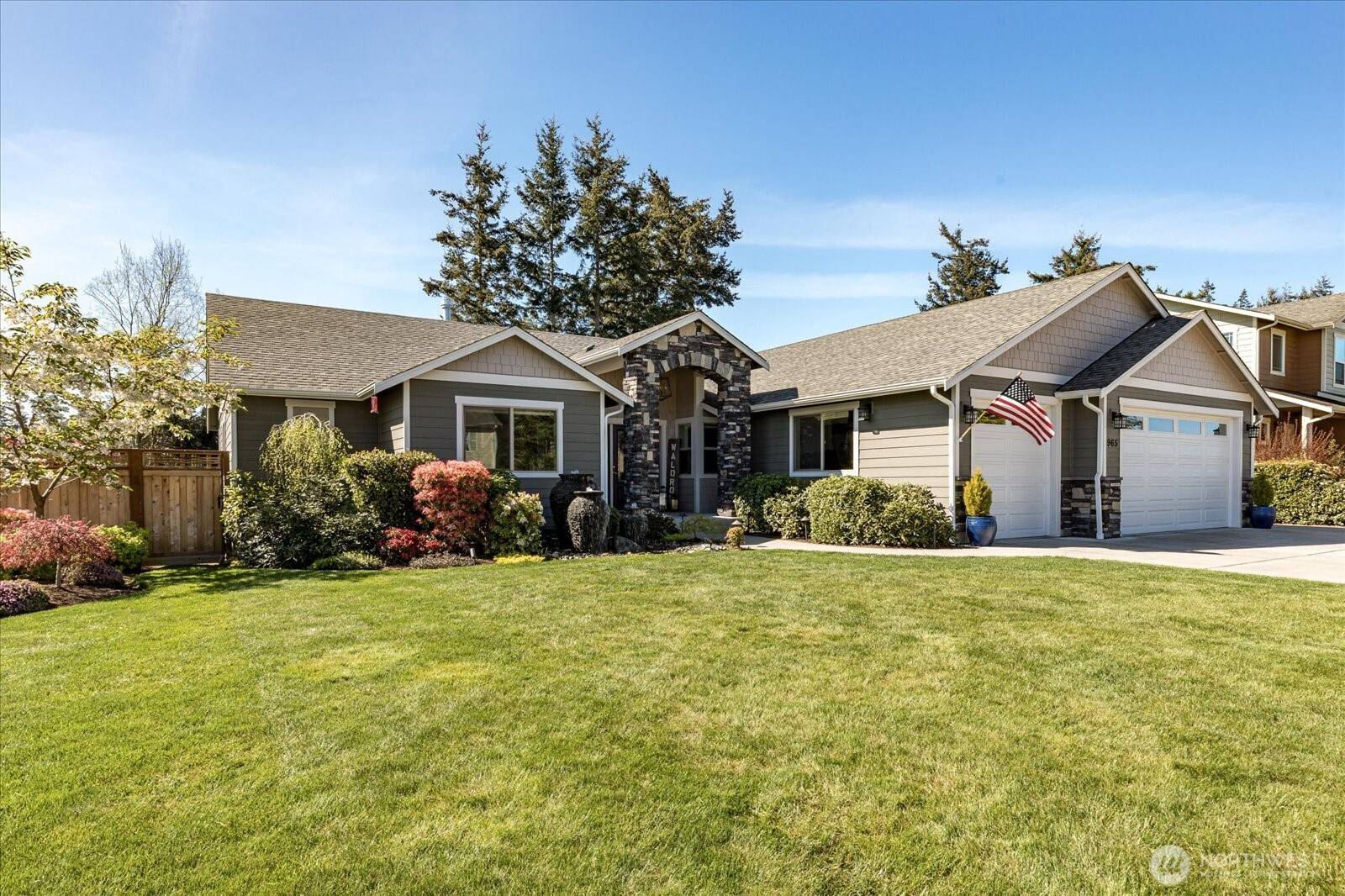 Oak Harbor, WA 98277,965 Walker Heights PL