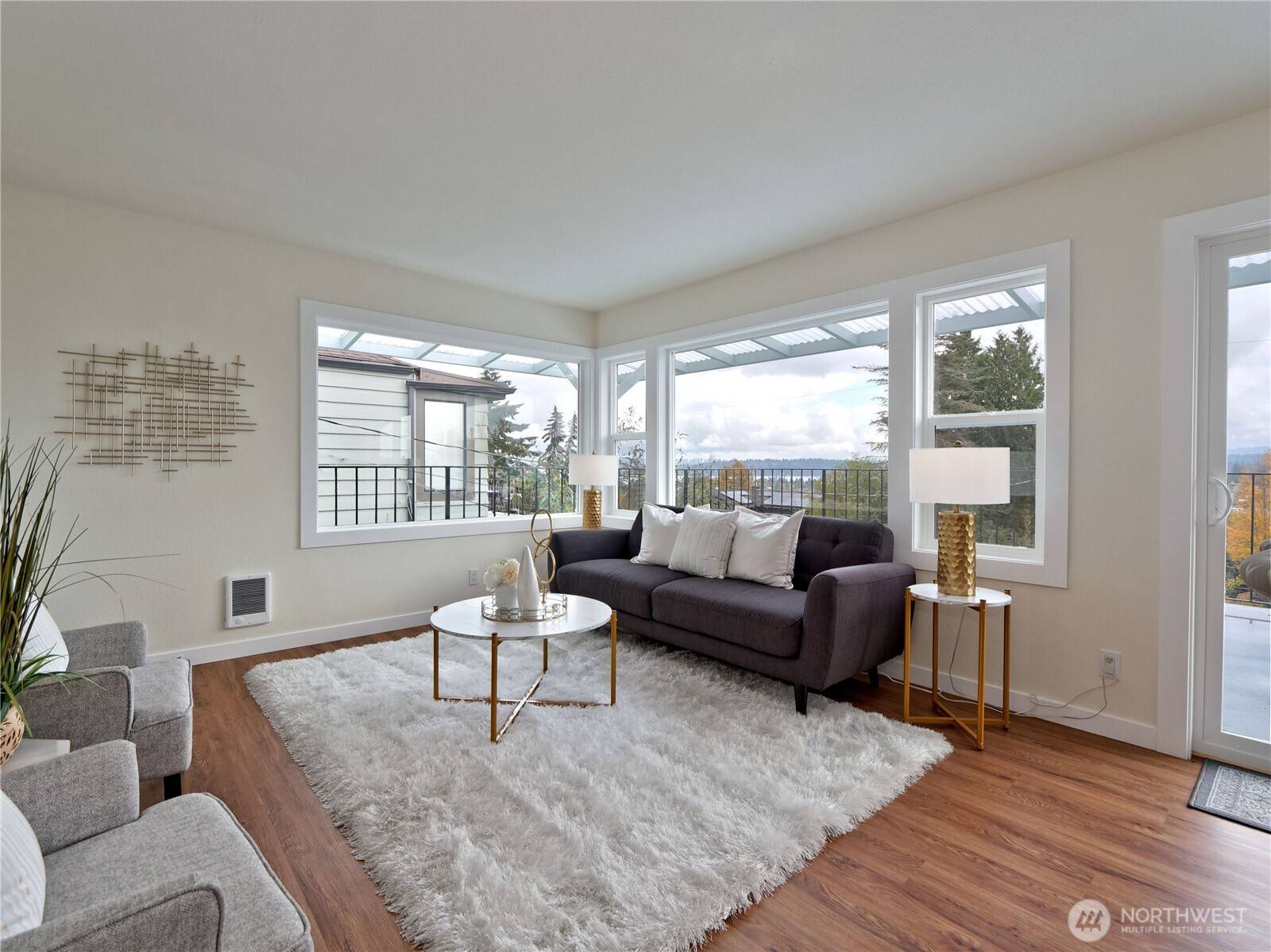 Seattle, WA 98108,5029 29th AVE S