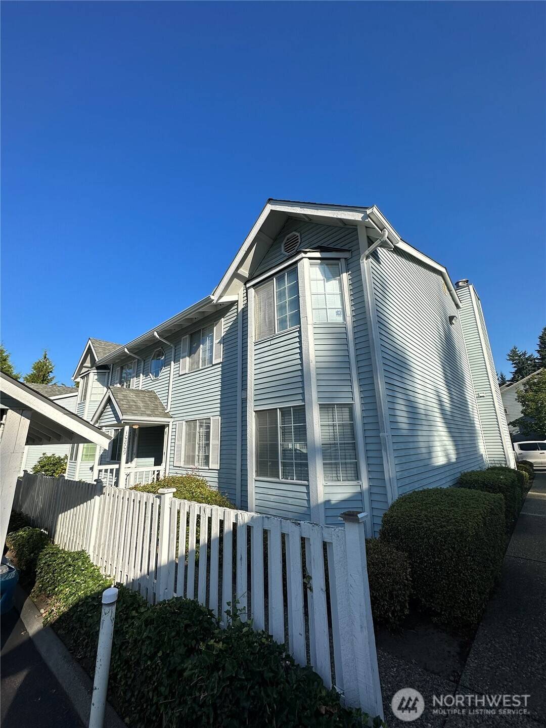 Renton, WA 98055,10809 SE 172nd ST #1C