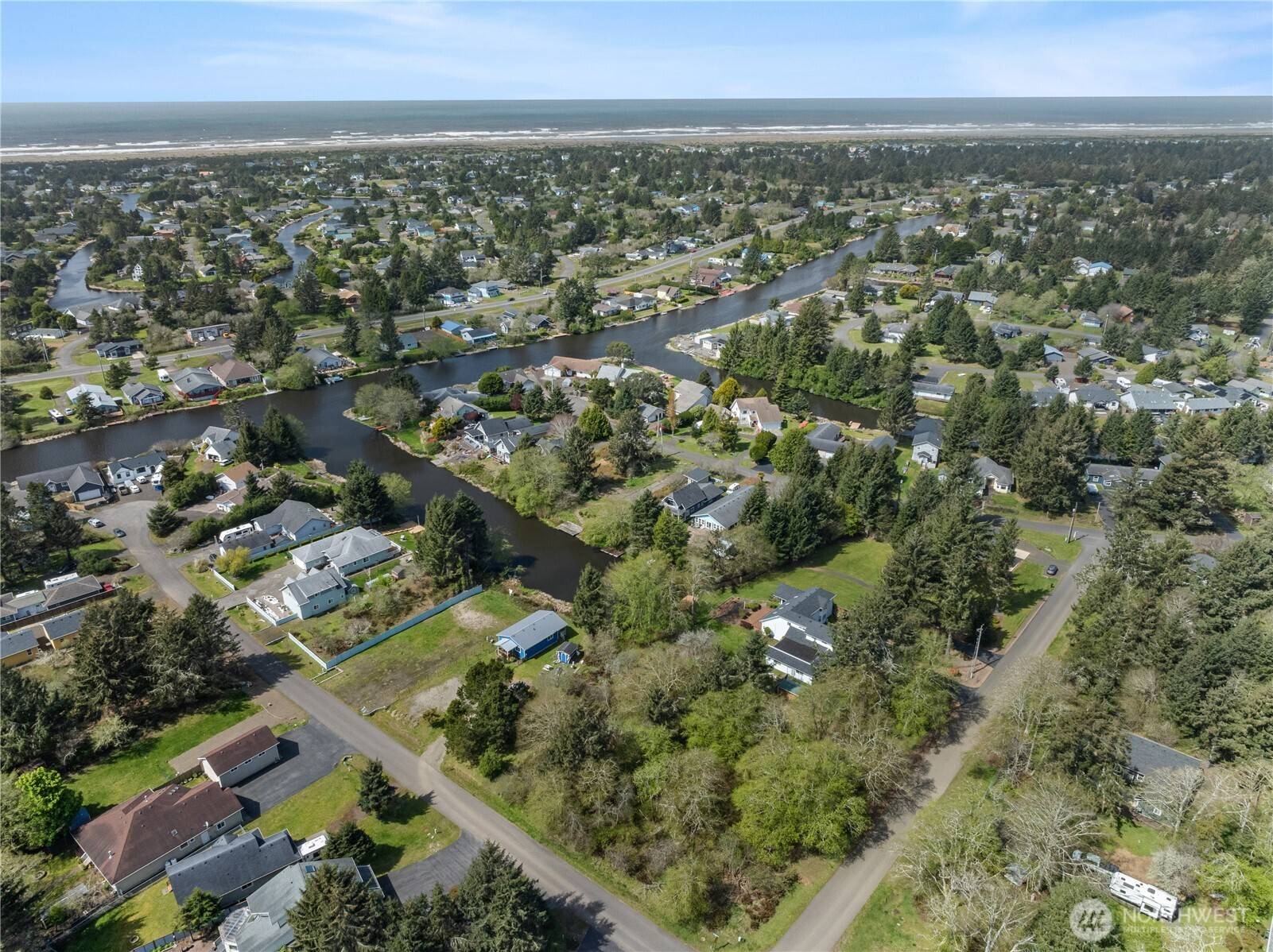 Ocean Shores, WA 98569,647 Skamokawa CT SE