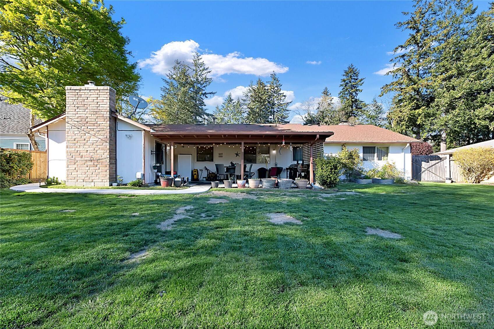 Lakewood, WA 98498,8014 Garnet LN SW