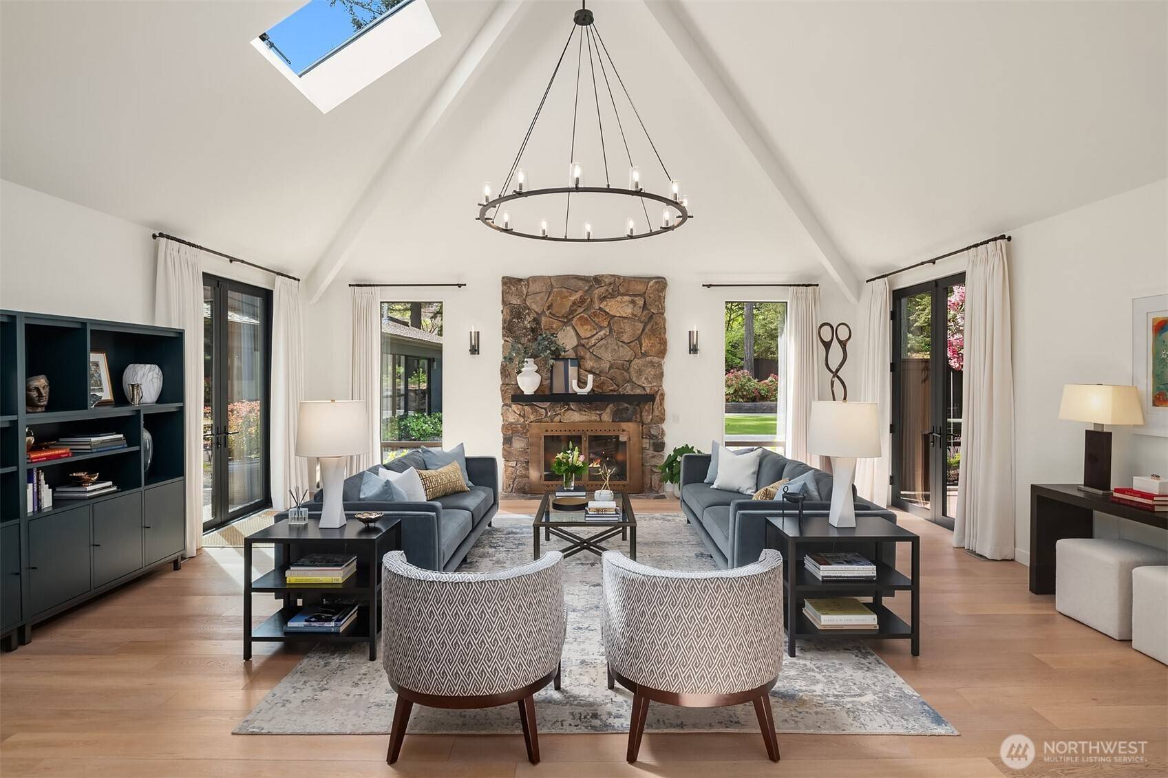 Bellevue, WA 98005,13403 NE 33rd LN