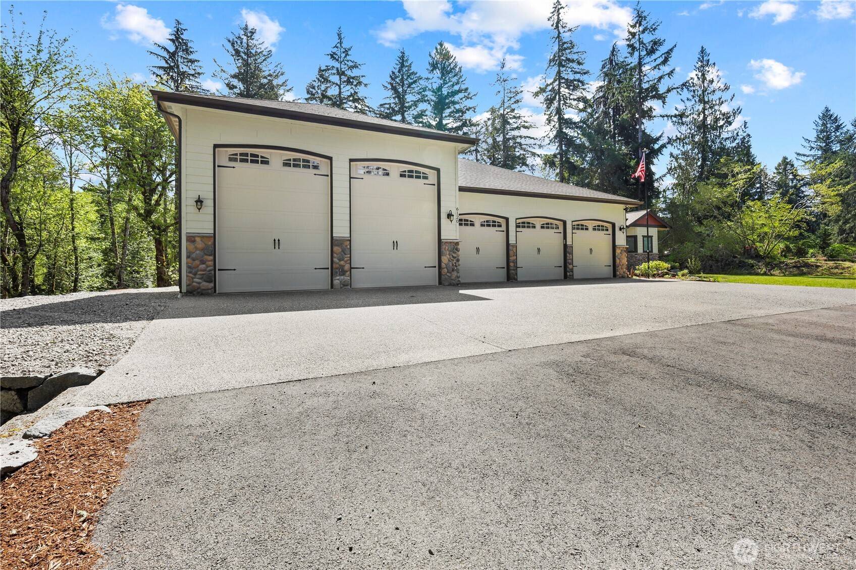Olympia, WA 98513,6120 Lake St Clair SE