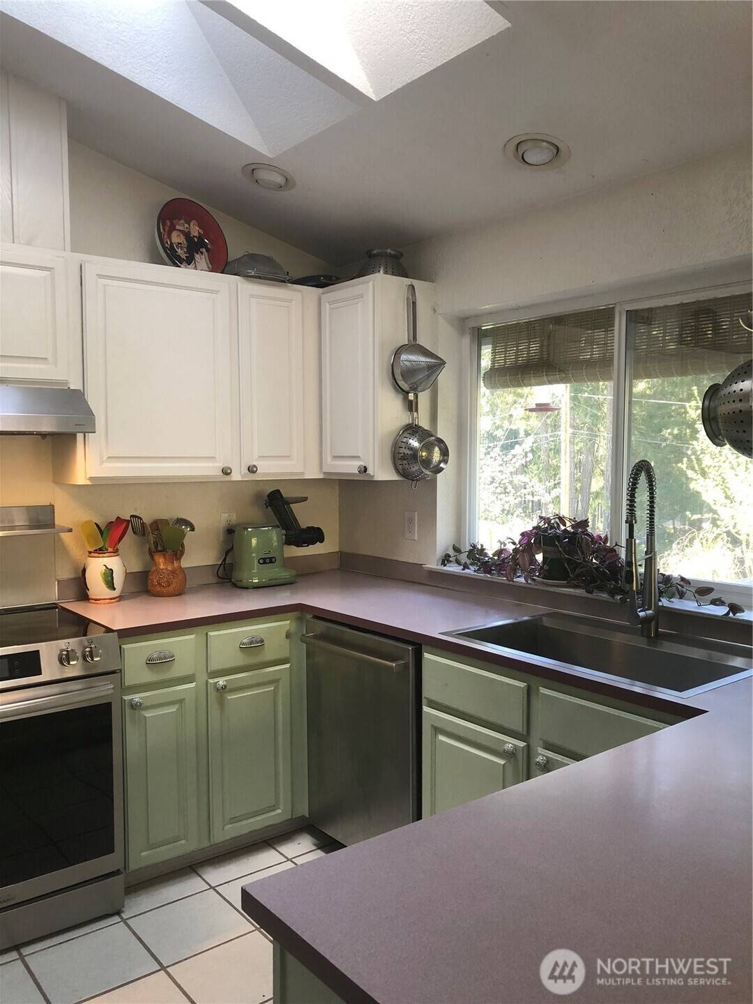 Shelton, WA 98584,90 E Connemara