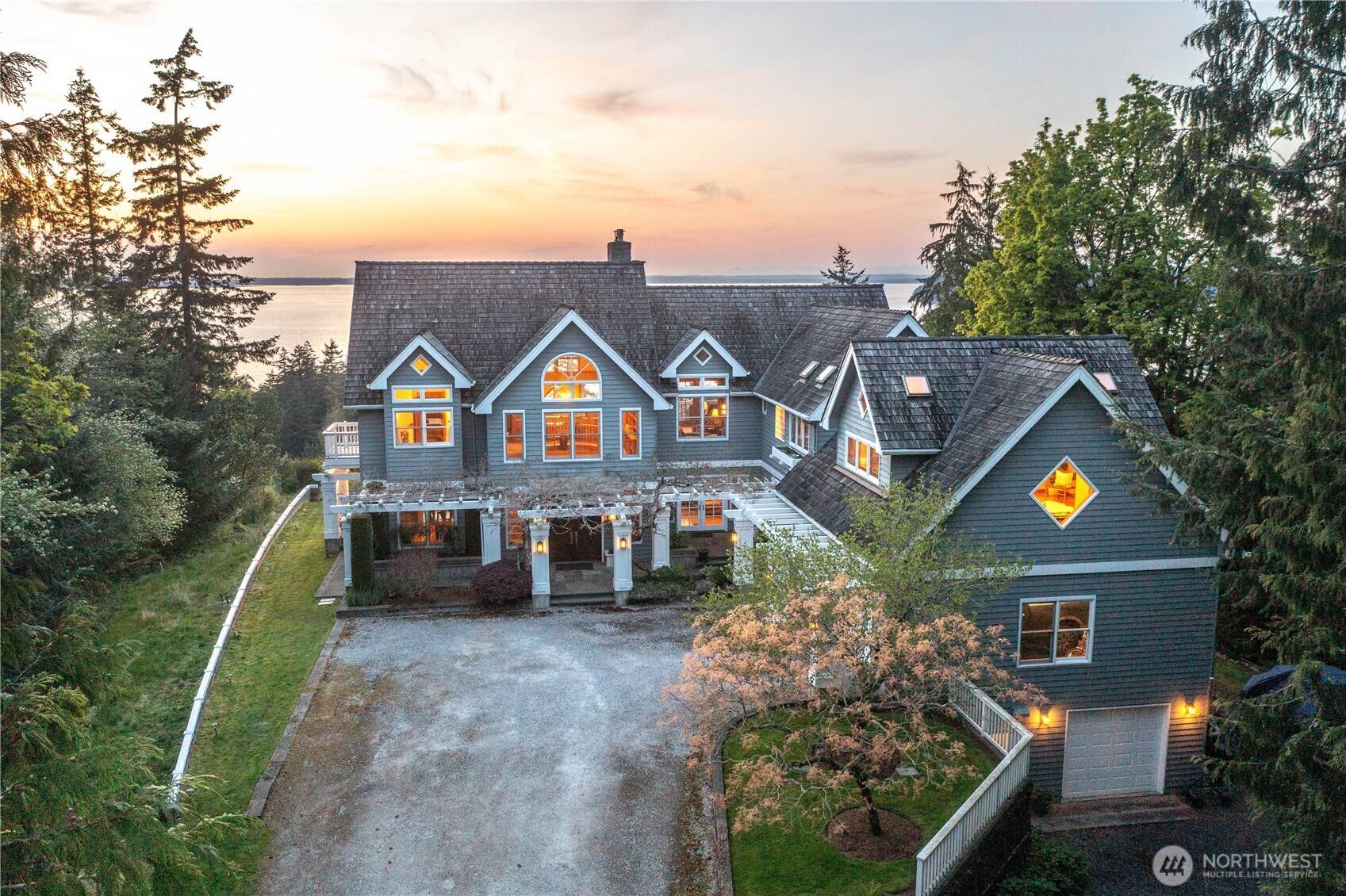 Bellingham, WA 98229,550 Heron Point LN