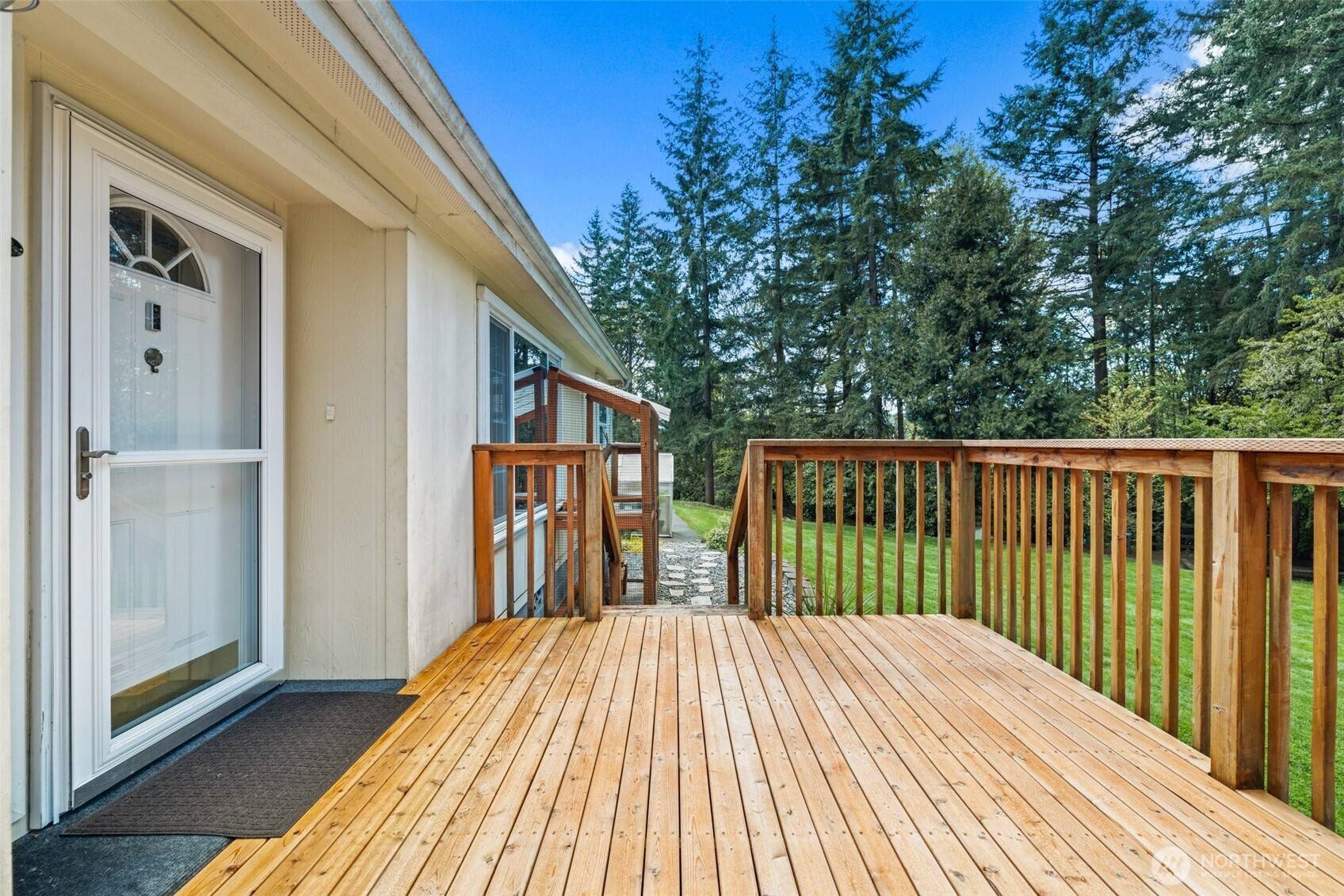 Federal Way, WA 98003,36424 12th PL S