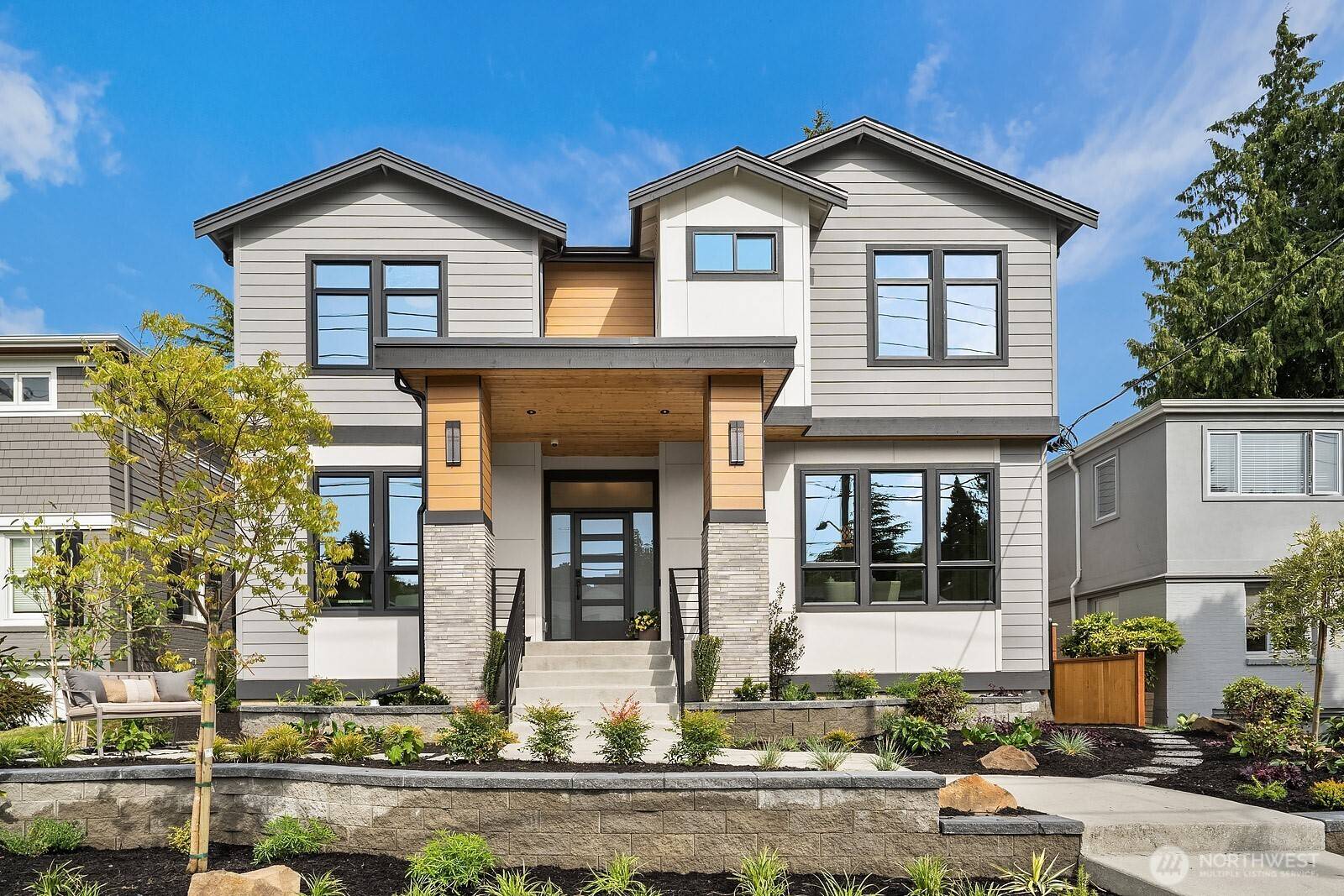 Seattle, WA 98199,2526 35th AVE W