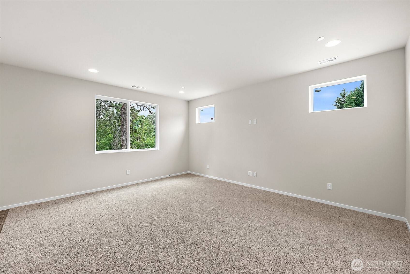 Spanaway, WA 98387,19504 15th AVE E