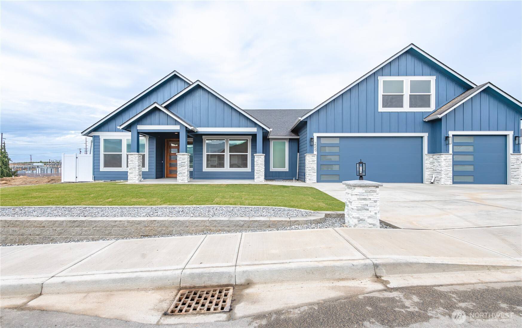 East Wenatchee, WA 98802,2532 7th ST SE