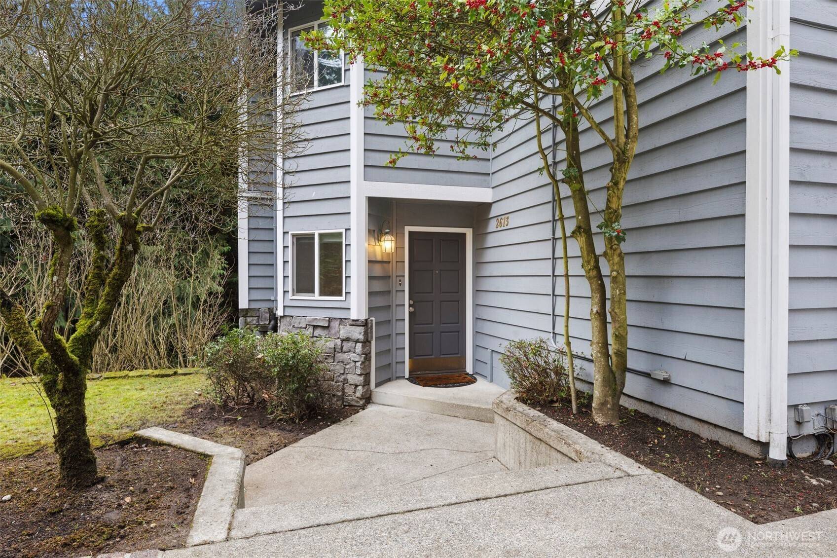 Bellevue, WA 98005,2613 PL NE 124th