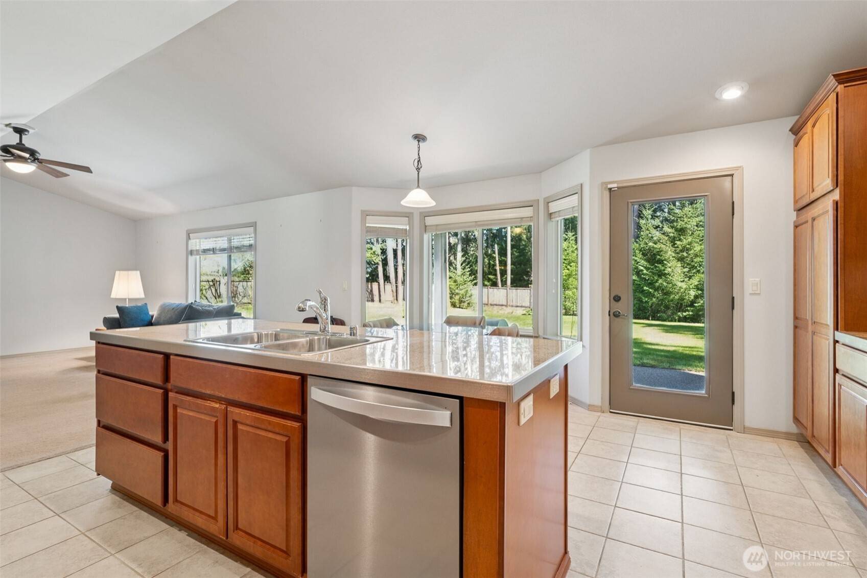 Olympia, WA 98513,9124 Yelm HWY SE