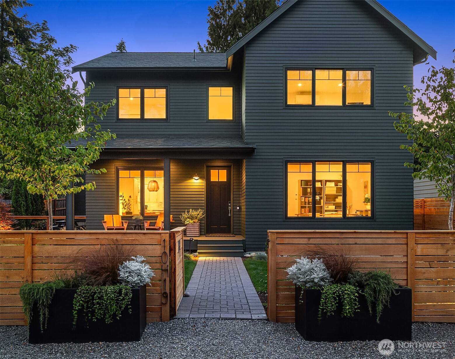 Seattle, WA 98146,10419 A & B 41st AVE SW