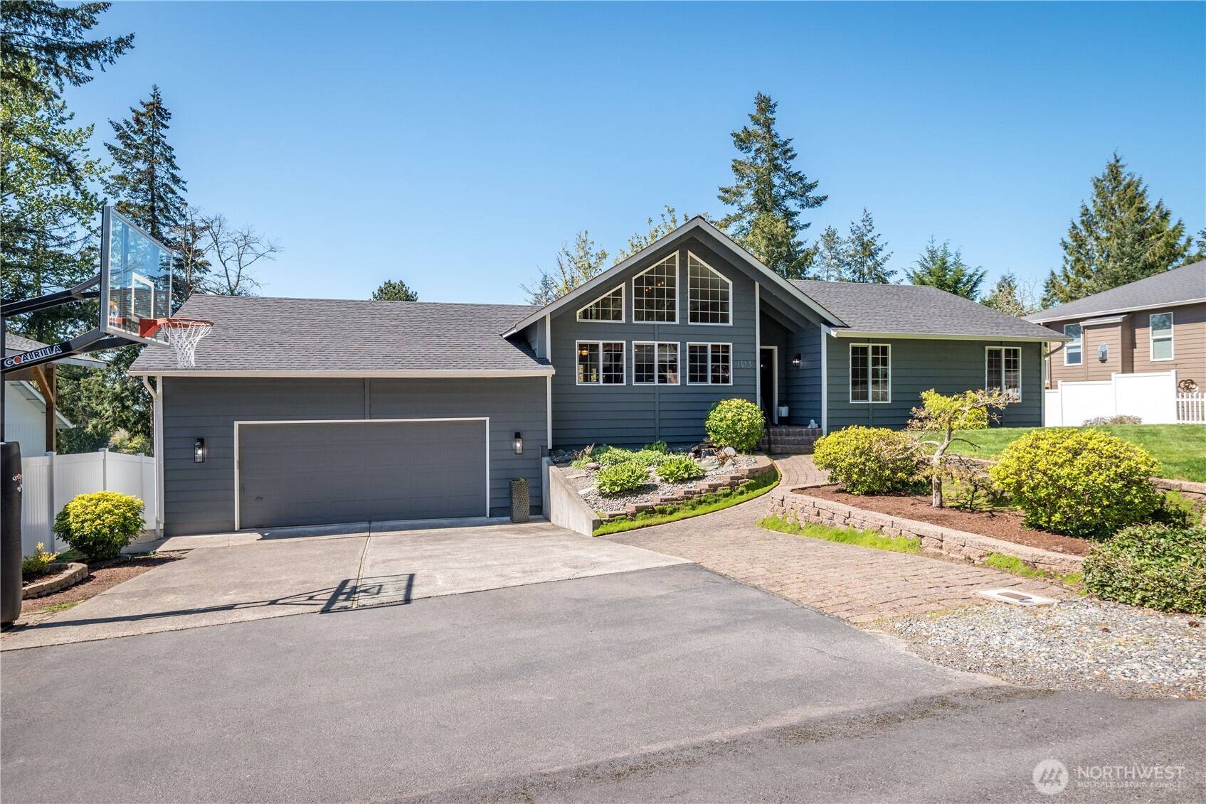 Kelso, WA 98626,1413 Graham DR