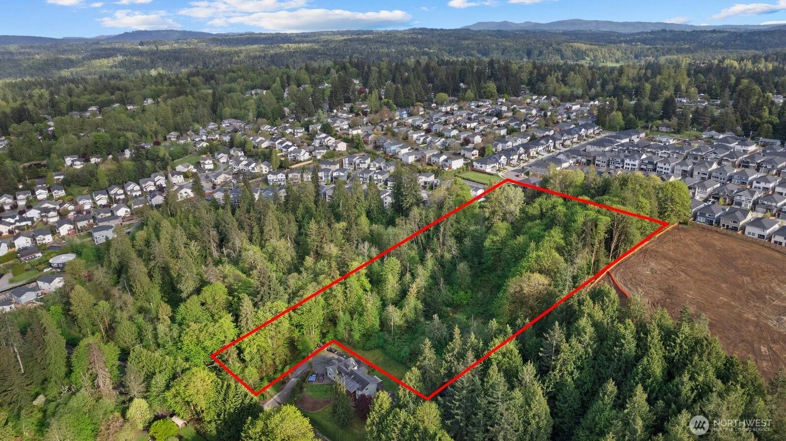 Lake Stevens, WA 98258,10928 S Lake Stevens RD