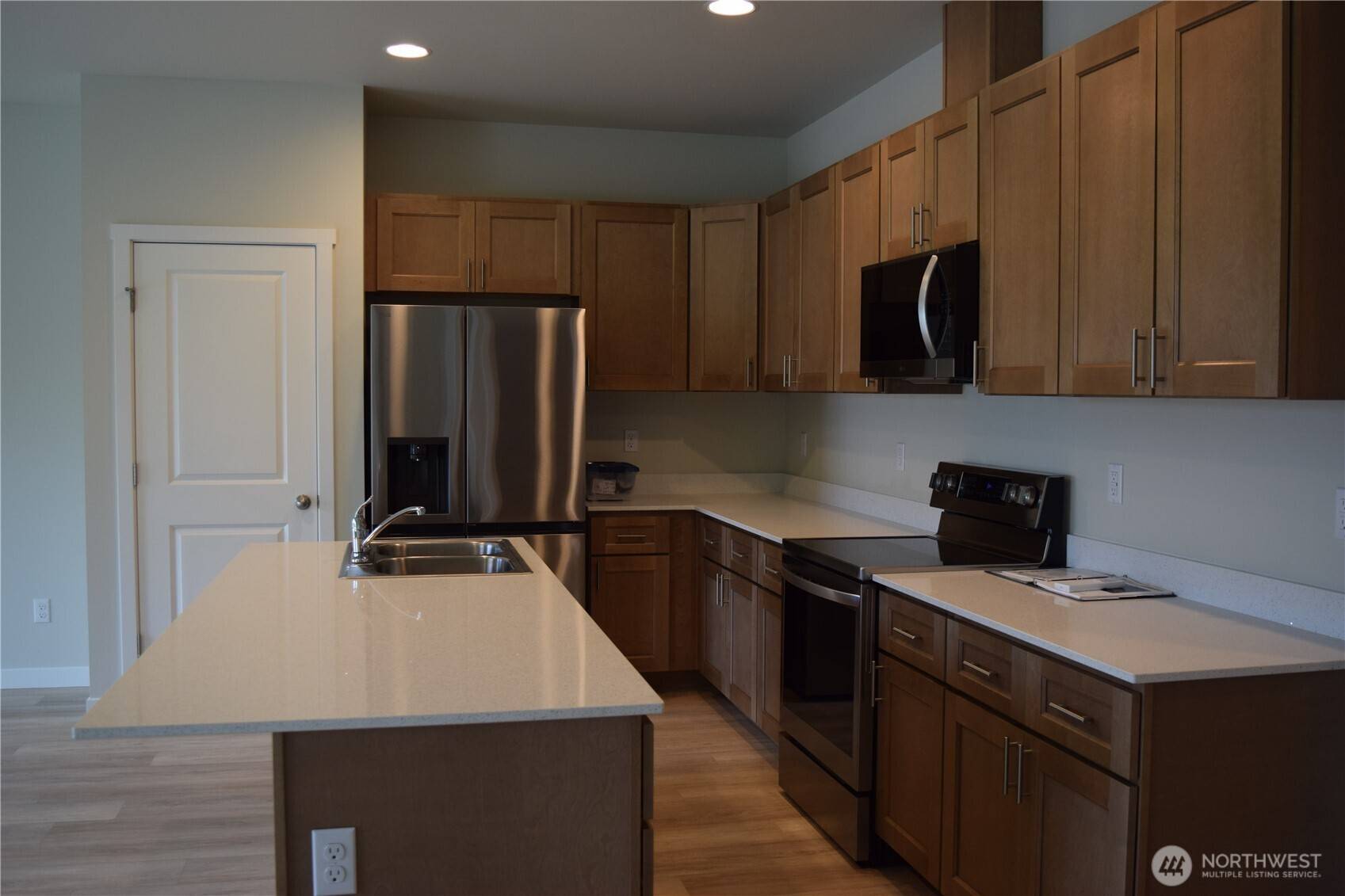 Port Orchard, WA 98366,7021 E Bullseye ST