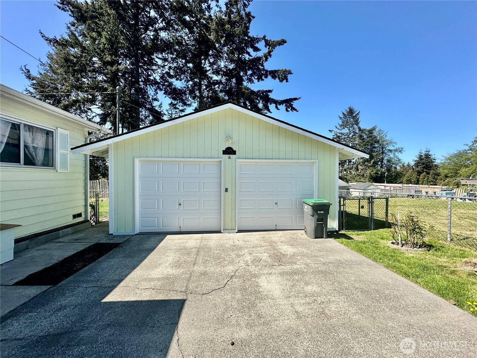Oak Harbor, WA 98277,4317 Hamilton DR