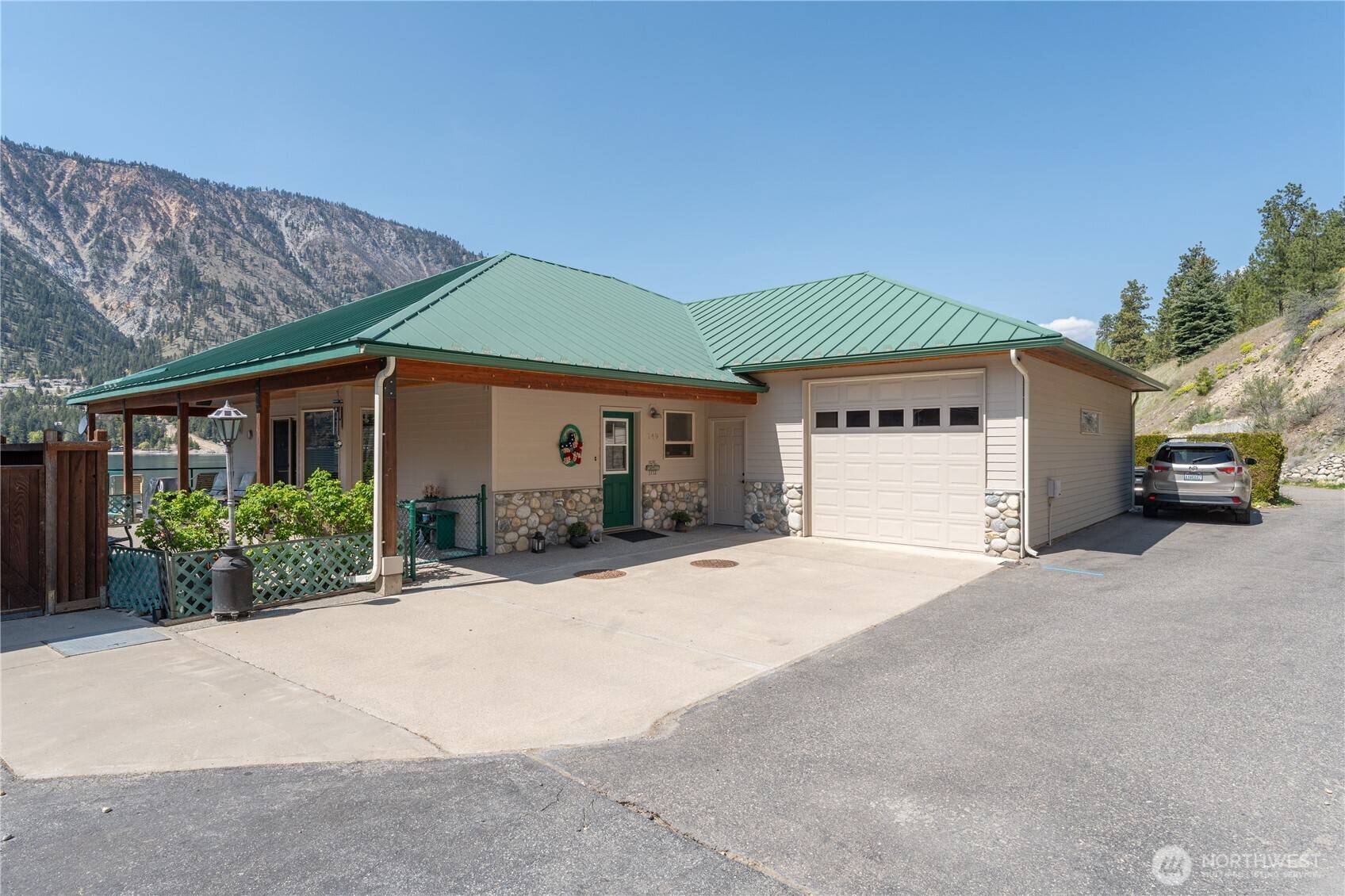 Manson, WA 98831,149 Helios Hills LN