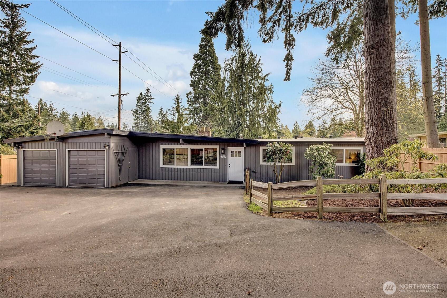 Edmonds, WA 98026,9512 220th ST SW