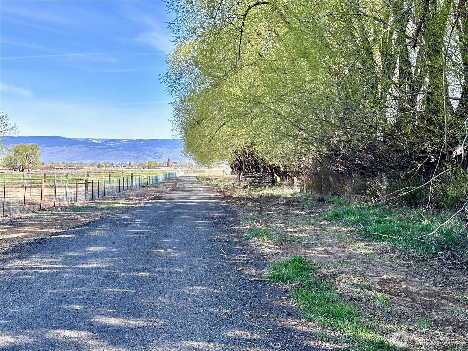 Ellensburg, WA 98926,3 xx Lyons RD
