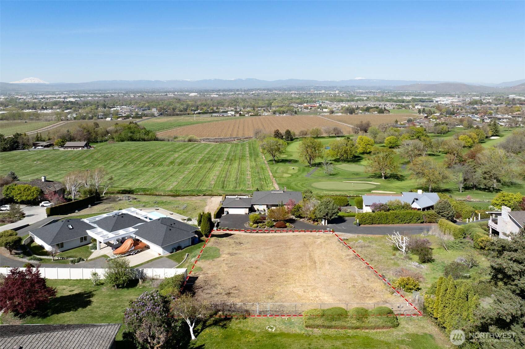 Yakima, WA 98901,715 Fairway DR