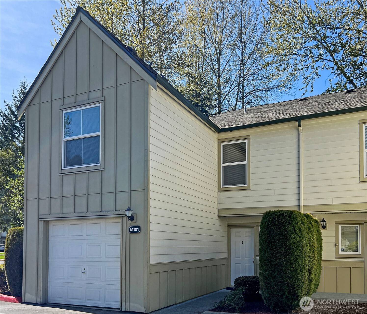 Everett, WA 98208,1600 121st ST SE #M101